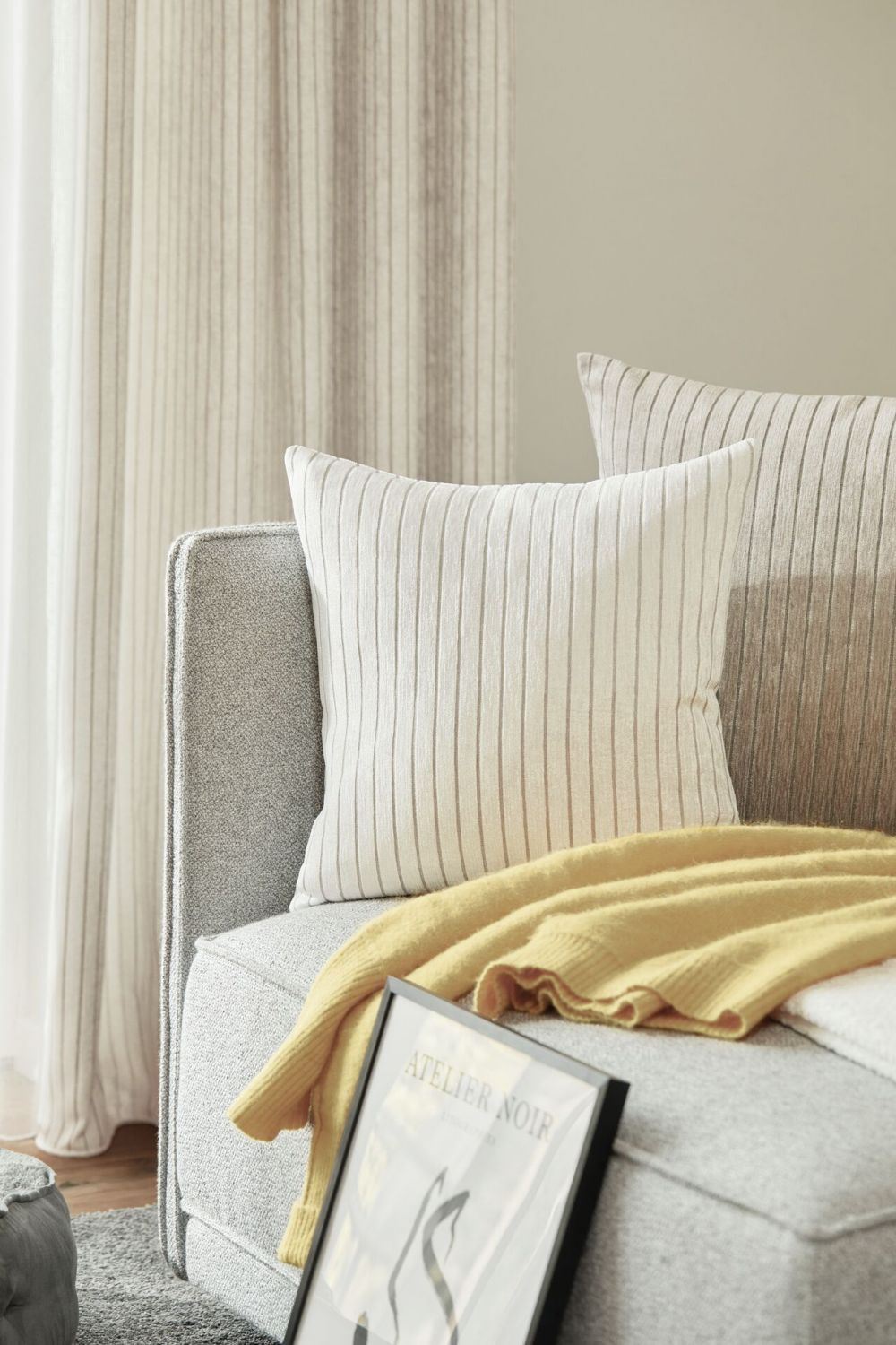 Bild zu Reparatur, Anpassung & Reinigungsservice von Thermostoffen von RAMM Raumausstattung Frankfurt